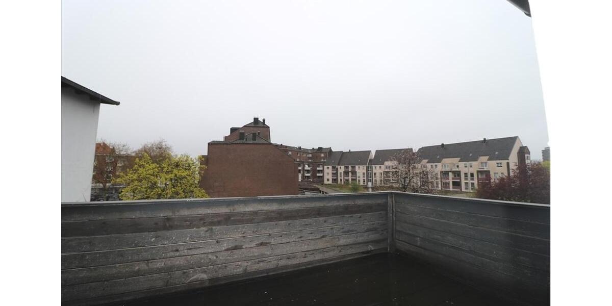 Dachgeschoßwohnung Duisburg Essenberg - 2 Zimmer, 65 m&sup2;, 450&euro; | Angebot:26111465