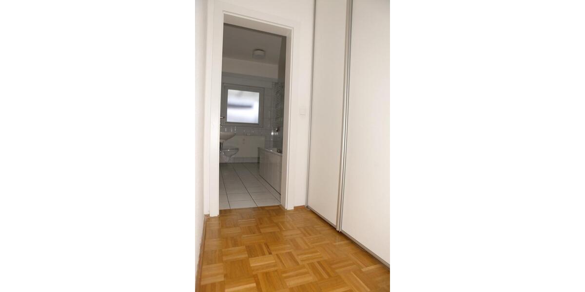Erdgeschoßwohnung Gladbeck Brauck - 3.5 Zimmer, 105 m&sup2;, 845&euro; | Angebot:25923026
