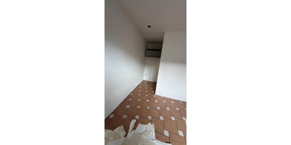 Dachgeschoßwohnung Oberhausen Schmachtendorf - 3.5 Zimmer, 95 m&sup2;, 1.200&euro; | Angebot:26603573