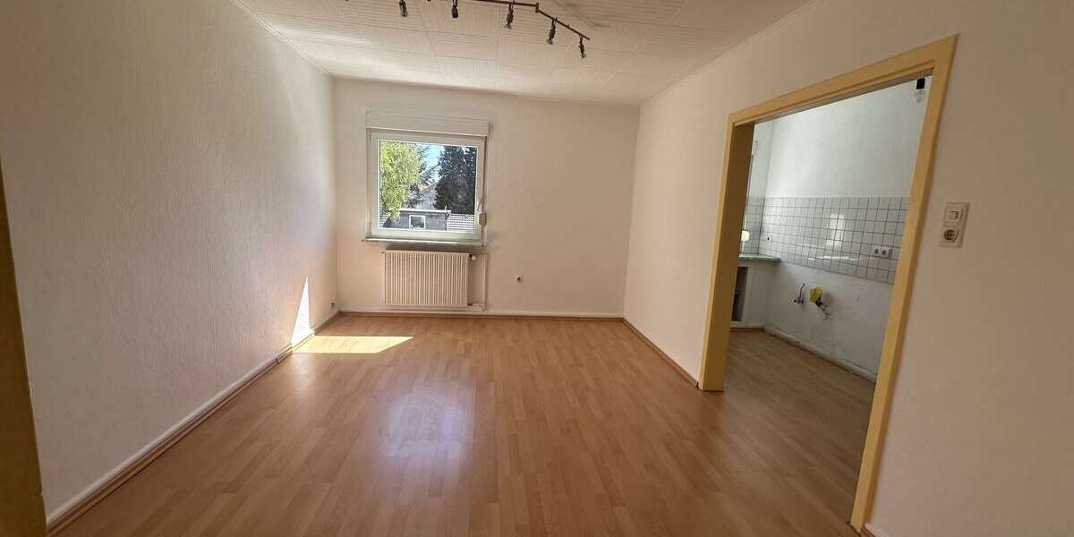 Etagenwohnung Recklinghausen Süd - 2.5 Zimmer, 65 m&sup2;, 380&euro; | Angebot:27068326