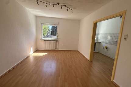 Wohnung Recklinghausen Süd - 2.5 Zimmer, 65 m&sup2;, 380&euro; | Angebot:27068326