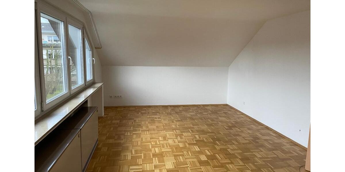 Dachgeschoßwohnung Oer-Erkenschwick Erkenschwick - 2.5 Zimmer, 59 m&sup2;, 442&euro; | Angebot:25292830