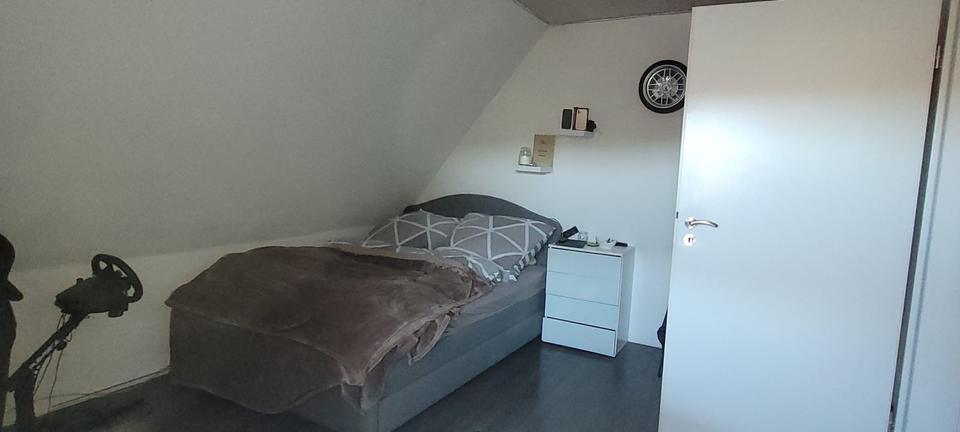 Dachgeschoßwohnung Marl Alt-Marl - 3 Zimmer, 78 m&sup2;, 650&euro; | Angebot:25960277