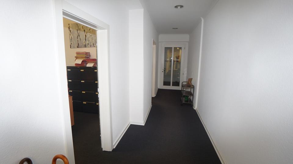 Gewerbeobjekt Moers - 2.400&euro; | Angebot:19599829