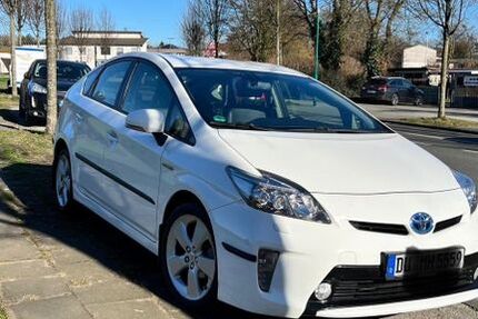 Toyota Prius 220.000 km 8.400 &euro; Oberhausen 46145