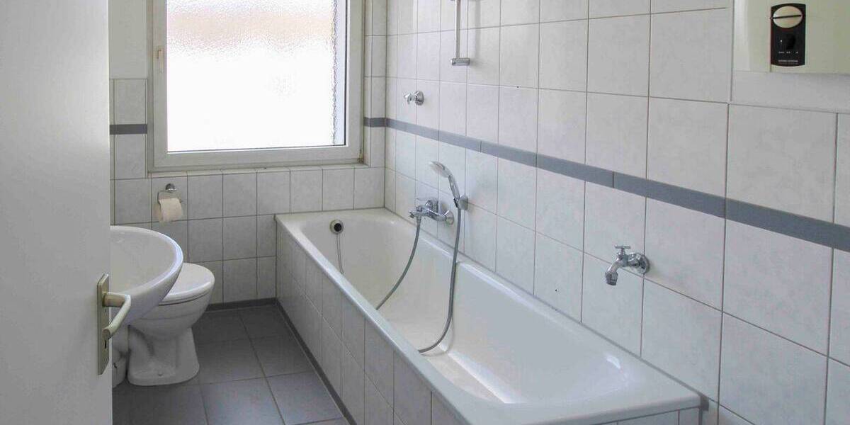 Etagenwohnung Duisburg Rumeln-Kaldenhausen - 3 Zimmer, 74 m&sup2;, 165.000&euro; | Angebot:26143309