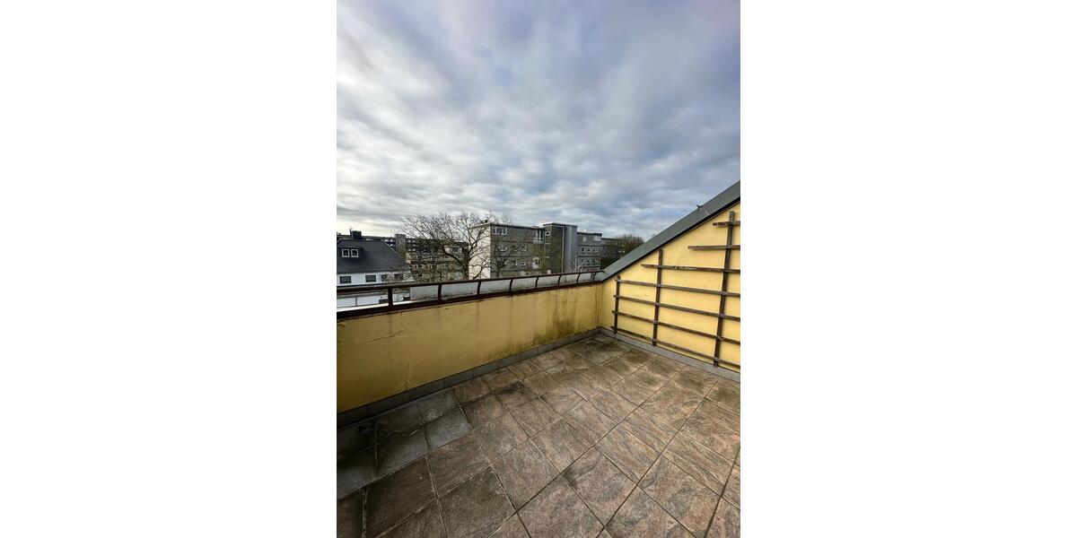 Dachgeschoßwohnung Herne Wanne-Bickern - 2 Zimmer, 75 m&sup2;, 450&euro; | Angebot:26001800