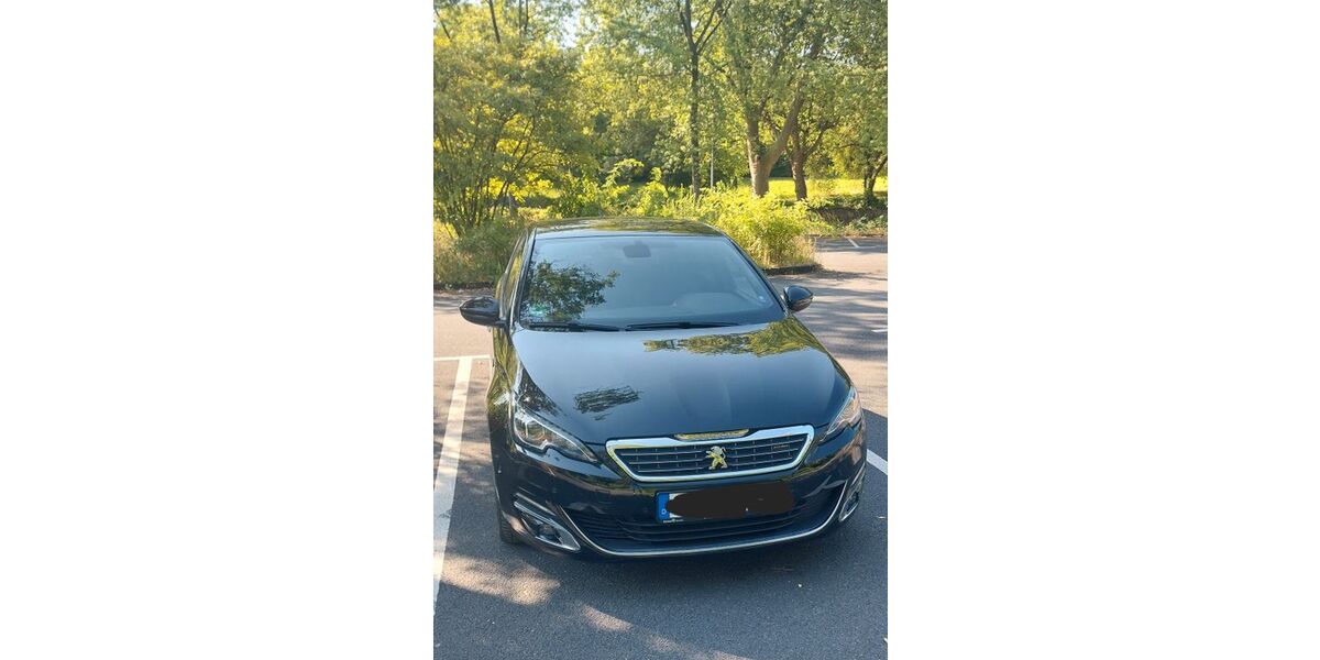 Peugeot 308 150.800 km 9.500 &euro; Oberhausen 46145