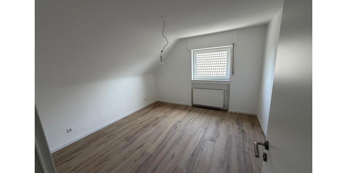 Dachgeschoßwohnung Dorsten Alt-Wulfen - 2.5 Zimmer, 66 m&sup2;, 885&euro; | Angebot:26690636