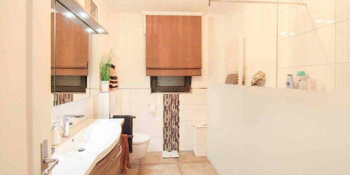 Einfamilienhaus Moers Scherpenberg - 4 Zimmer, 113 m&sup2;, 469.000&euro; | Angebot:26117880