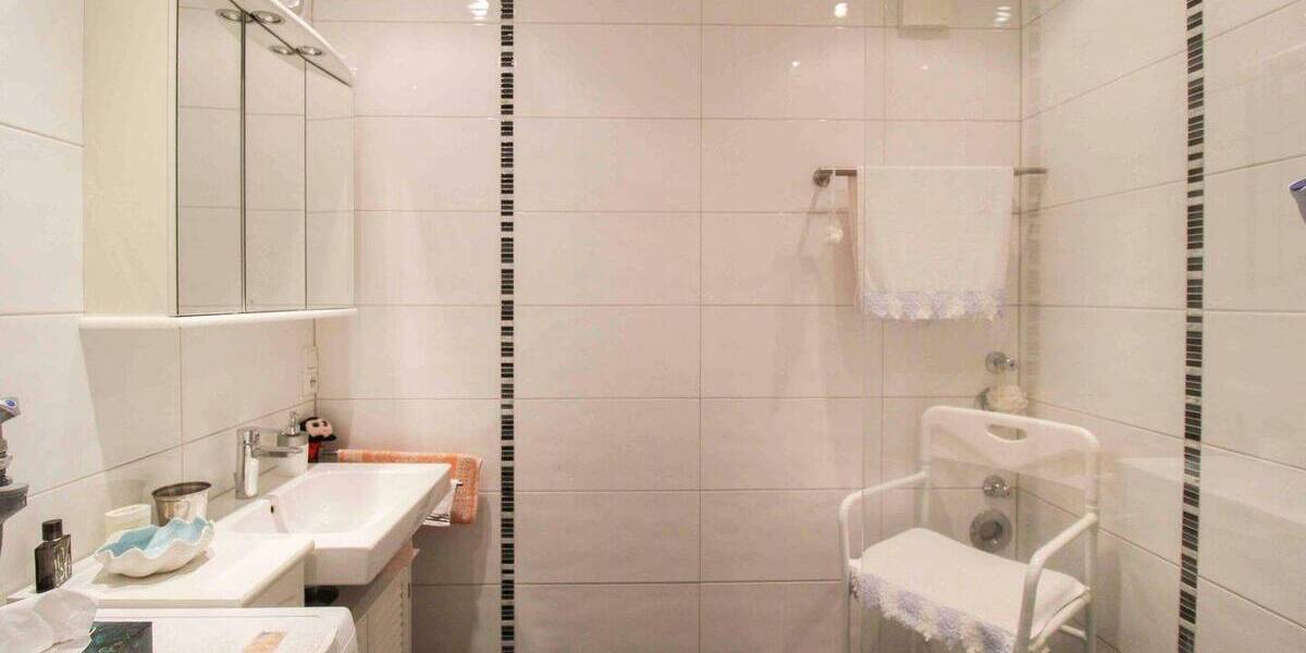 Etagenwohnung Duisburg Hochheide - 3 Zimmer, 60 m&sup2;, 79.000&euro; | Angebot:26081771