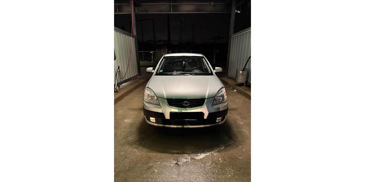 Kia Rio 94.500 km 3.400 &euro; Voerde 46562