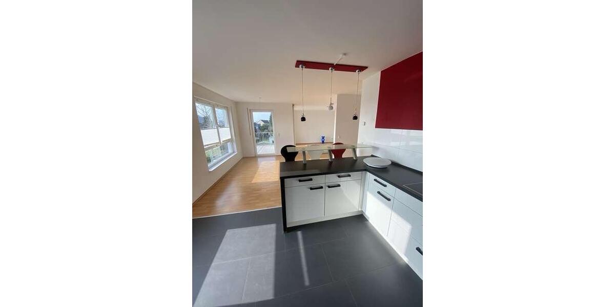 Etagenwohnung Mülheim an der Ruhr Heißen - 2.5 Zimmer, 98 m&sup2;, 1.210&euro; | Angebot:26040290