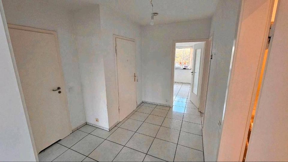 Etagenwohnung Essen Stadtbezirk VI - 3 Zimmer, 68 m&sup2;, 780&euro; | Angebot:26036968