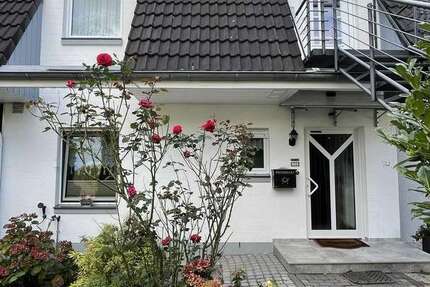 Haus Rheinberg - 8 Zimmer, 255 m&sup2;, 690.000&euro; | Angebot:24844016