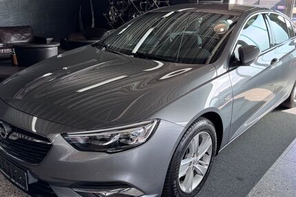 Opel Insignia 45.699 km 16.999 &euro; Oberhausen 46145