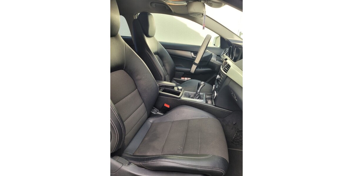 Mercedes-Benz C 200 154.000 km 12.990 &euro; Dinslaken 46535