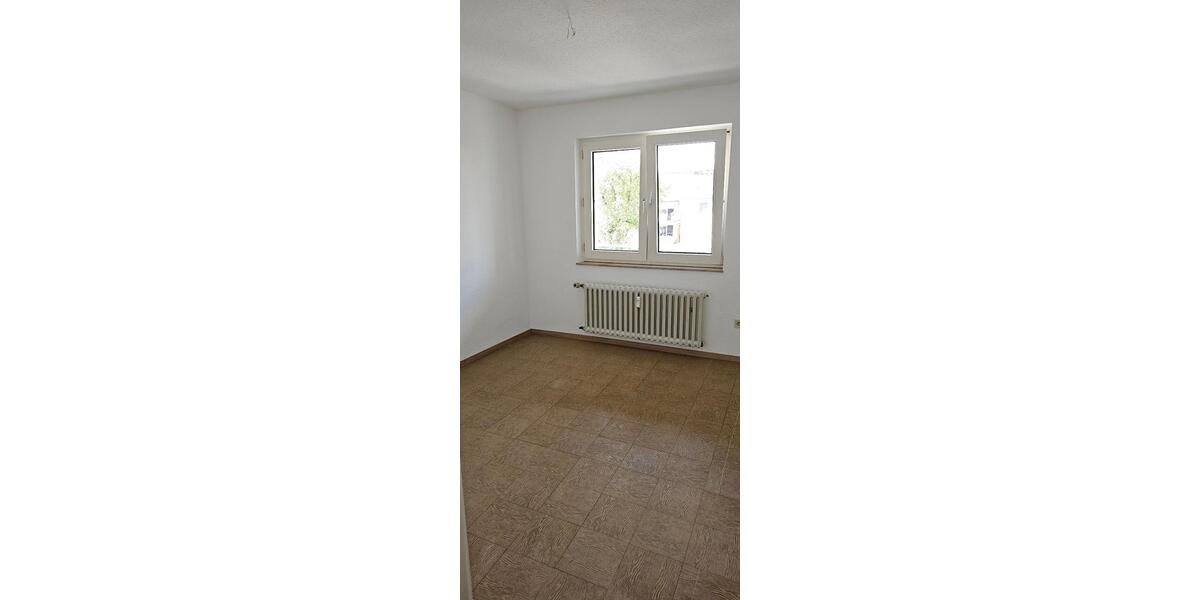Dachgeschoßwohnung Gelsenkirchen Erle - 3.5 Zimmer, 71 m&sup2;, 367&euro; | Angebot:17052818