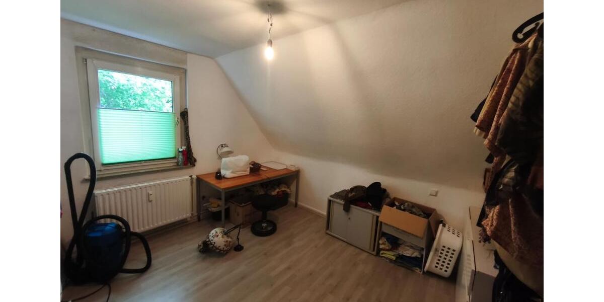 Dachgeschoßwohnung Gelsenkirchen Gelsenkirchen-Nord - 2.5 Zimmer, 50 m&sup2;, 289&euro; | Angebot:26699824