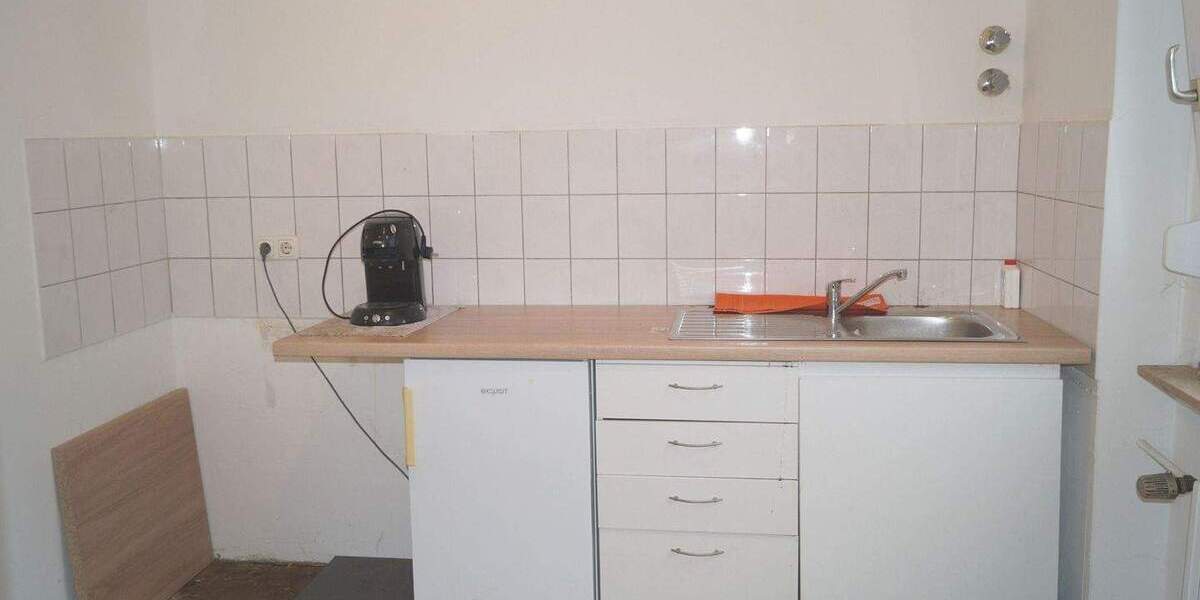 Etagenwohnung Gelsenkirchen Ückendorf - 2 Zimmer, 62 m&sup2;, 350&euro; | Angebot:25679213