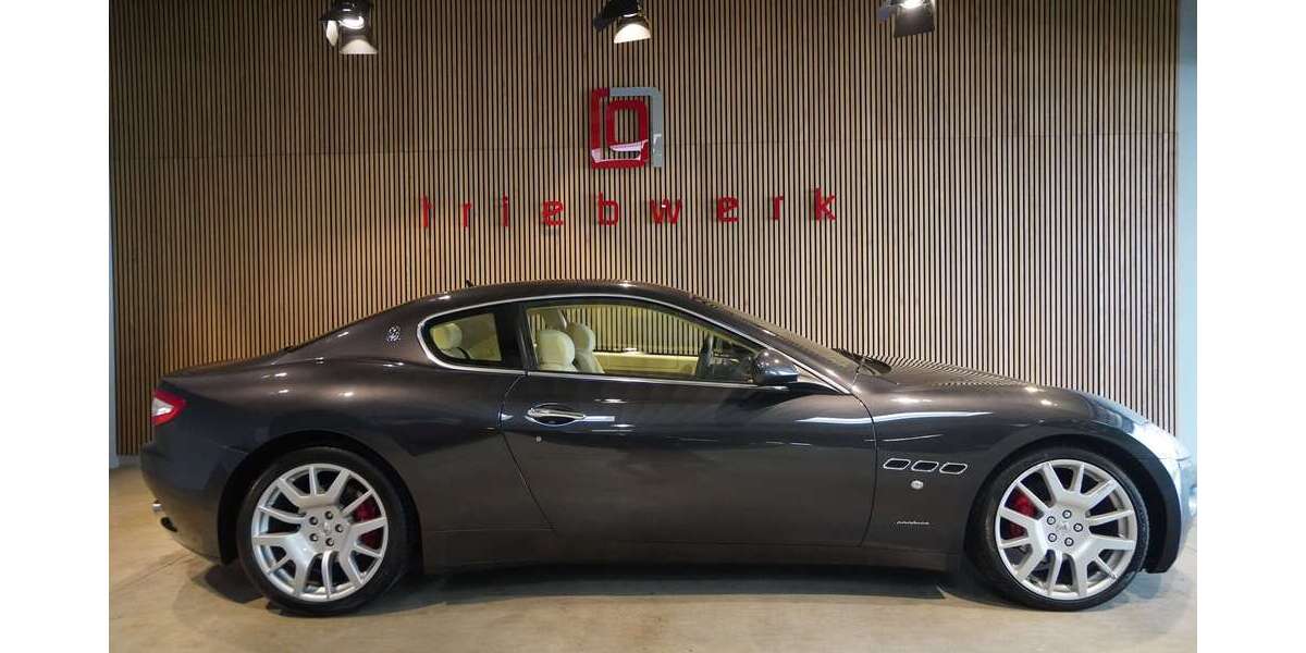 Maserati GranTurismo 48.000 km 48.941 &euro; Duisburg 47228