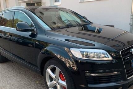 Audi Q7 241.000 km 11.500 &euro; Duisburg 47179