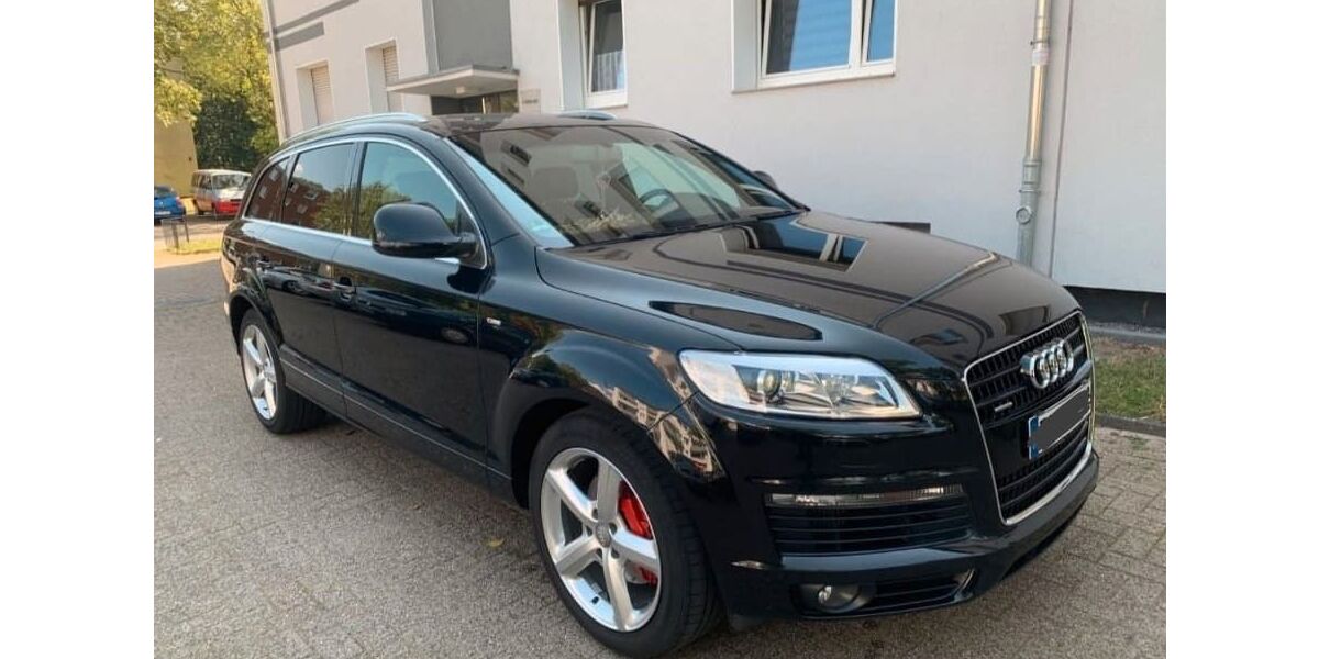 Audi Q7 241.000 km 11.500 &euro; Duisburg 47179