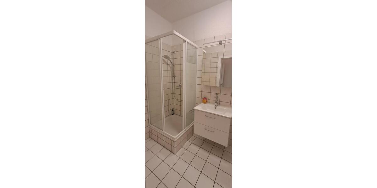 Erdgeschoßwohnung Bochum - 1 Zimmer, 41 m&sup2;, 450&euro; | Angebot:26003675