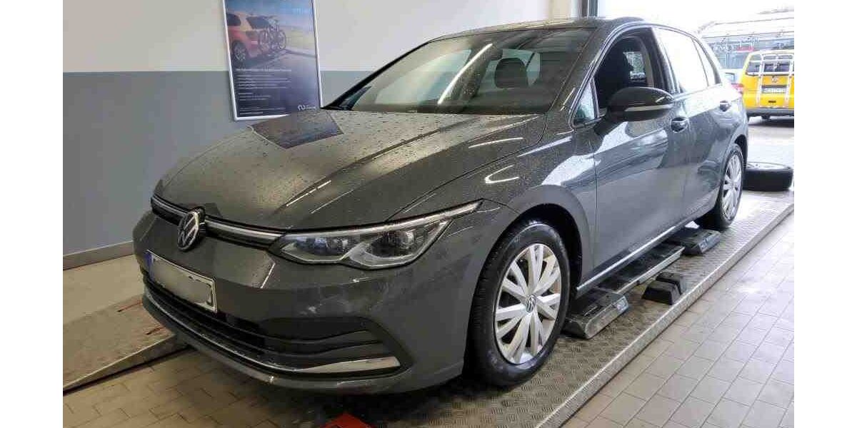 VW Golf 33.454 km 21.440 &euro; Wesel 46483