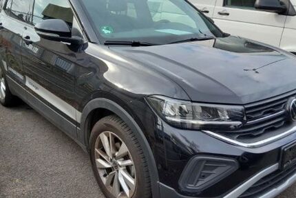 VW T-Cross 7.976 km 28.950 &euro; Essen 45307