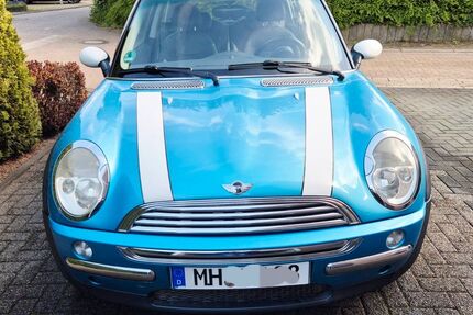 Mini Cooper 107.478 km 3.999 &euro; Mülheim 45475
