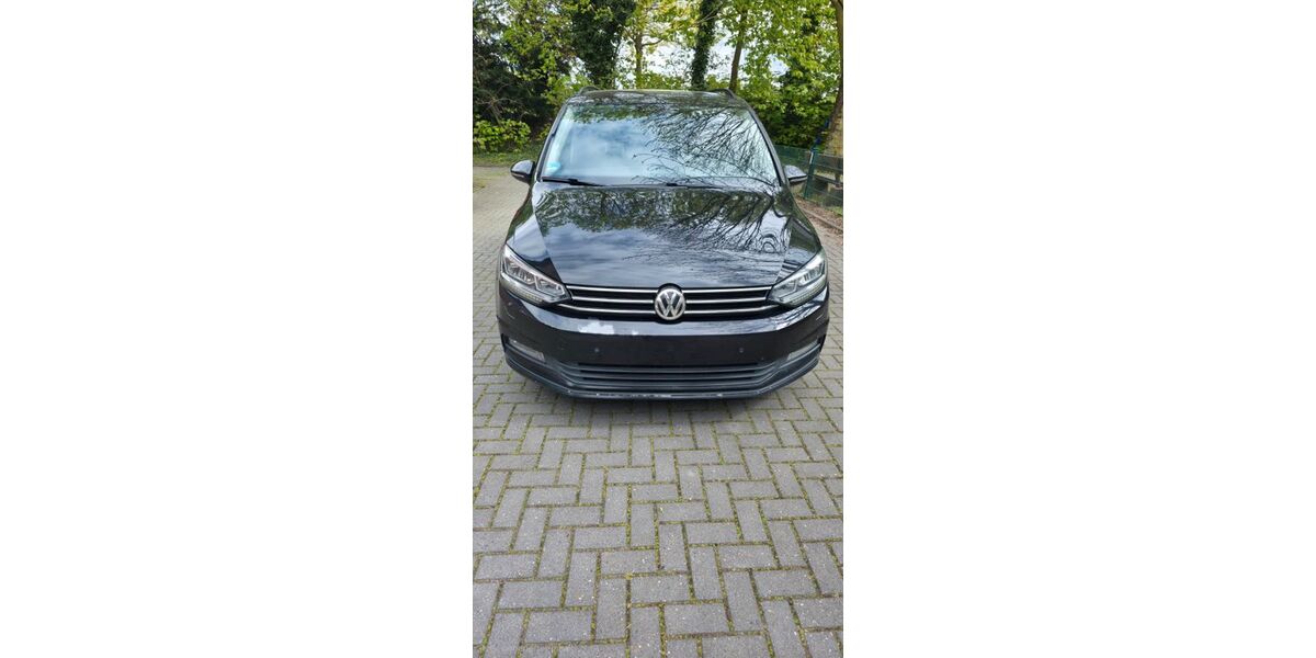 VW Touran 255.000 km 12.000 &euro; Duisburg 47178