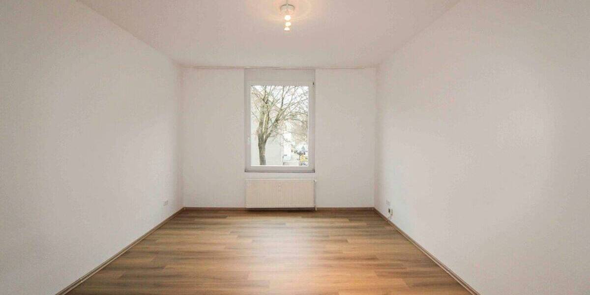 Etagenwohnung Essen Steele - 4 Zimmer, 102 m&sup2;, 135.000&euro; | Angebot:26377781