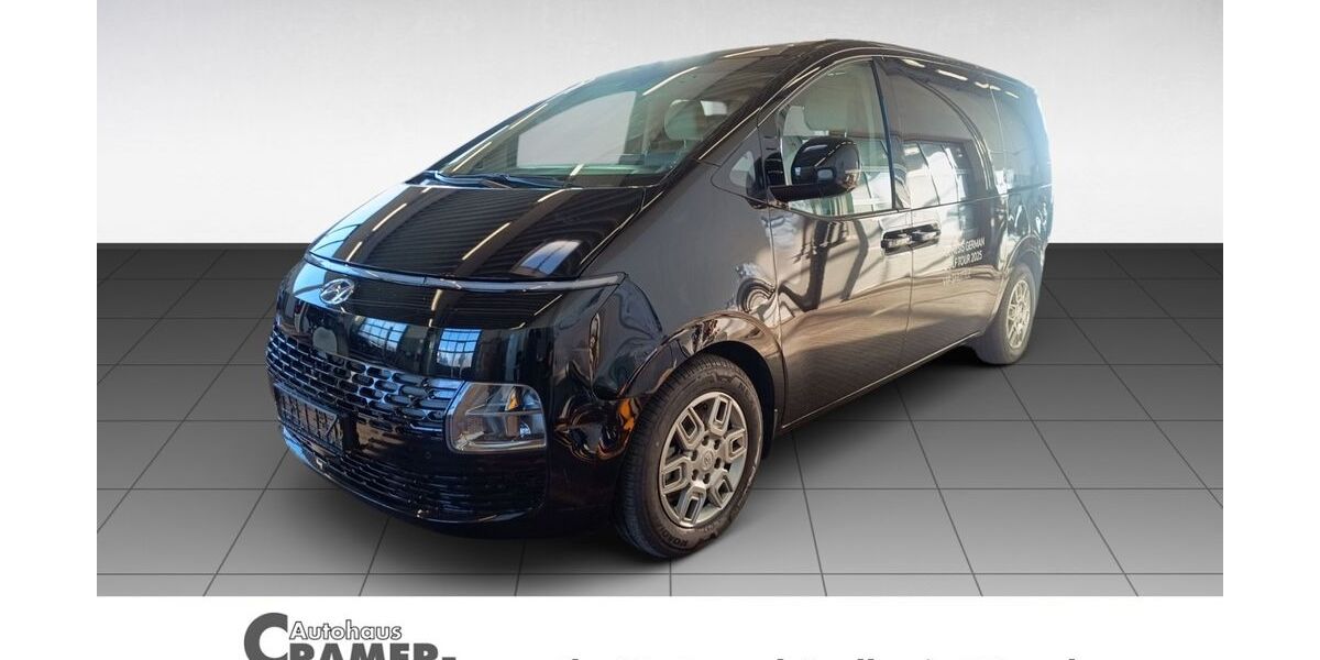 Hyundai STARIA 8.900 km 44.490 &euro; Wesel 46485