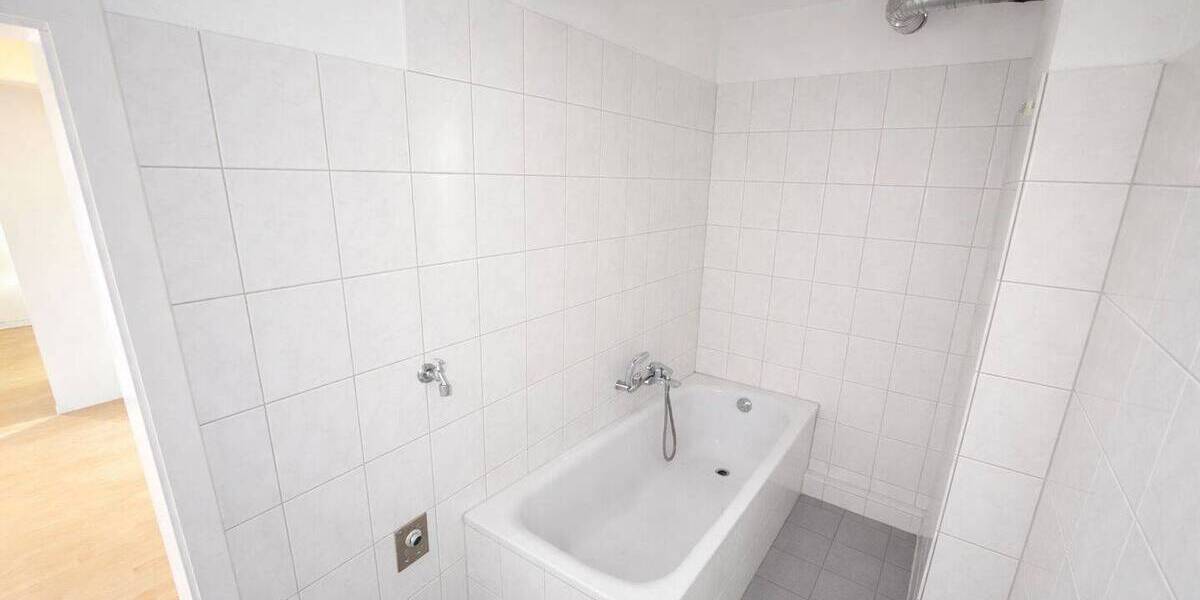 Zimmer Gelsenkirchen Altstadt - 1 Zimmer, 63 m&sup2;, 590&euro; | Angebot:26068822