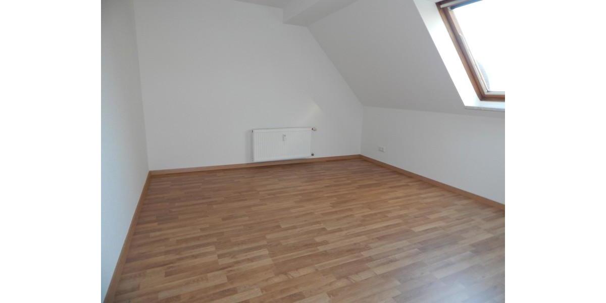 Dachgeschoßwohnung Gelsenkirchen Gelsenkirchen-West - 3.5 Zimmer, 60 m&sup2;, 454&euro; | Angebot:23677672