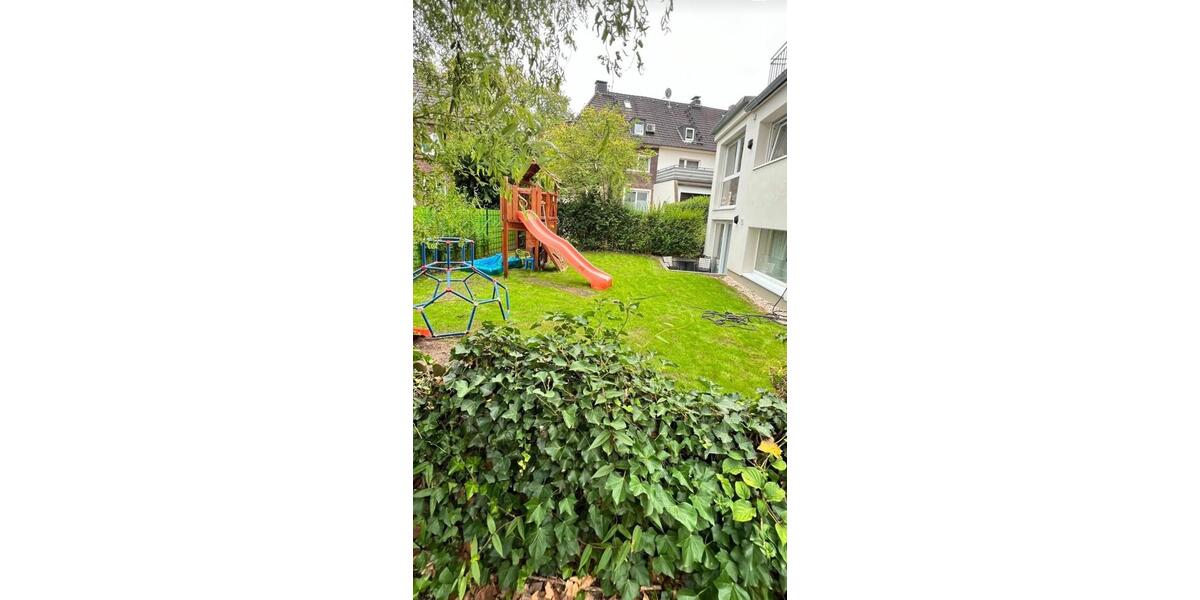 Mehrfamilienhaus, Wohnhaus Gelsenkirchen Gelsenkirchen-Mitte - 10 Zimmer, 271 m&sup2;, 690.000&euro; | Angebot:25161757