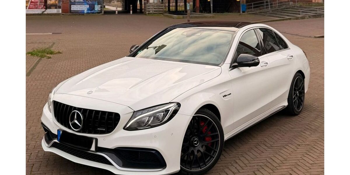 Mercedes-Benz C 63 AMG 67.500 km 40.900 &euro; Gladbeck 45968