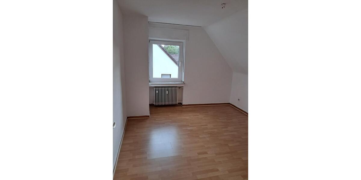 Dachgeschoßwohnung Marl Alt-Marl - 4 Zimmer, 465&euro; | Angebot:23174672