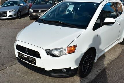 Mitsubishi Colt 51.200 km 4.580 &euro; Oberhausen 46145