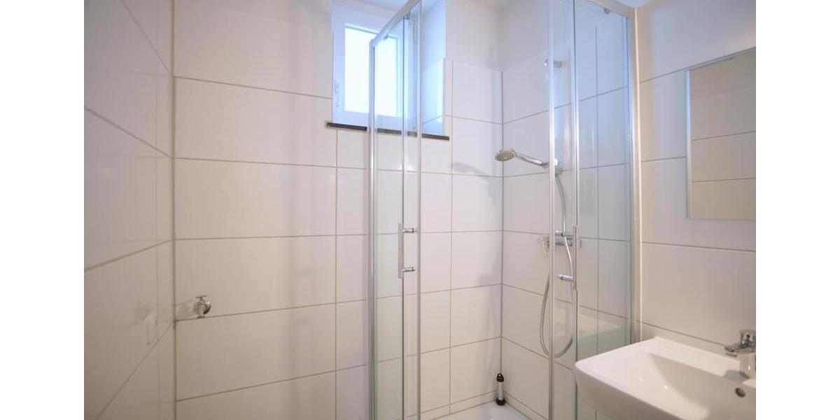 Etagenwohnung Essen Stadtbezirk III - 2 Zimmer, 40 m&sup2;, 375&euro; | Angebot:24810383