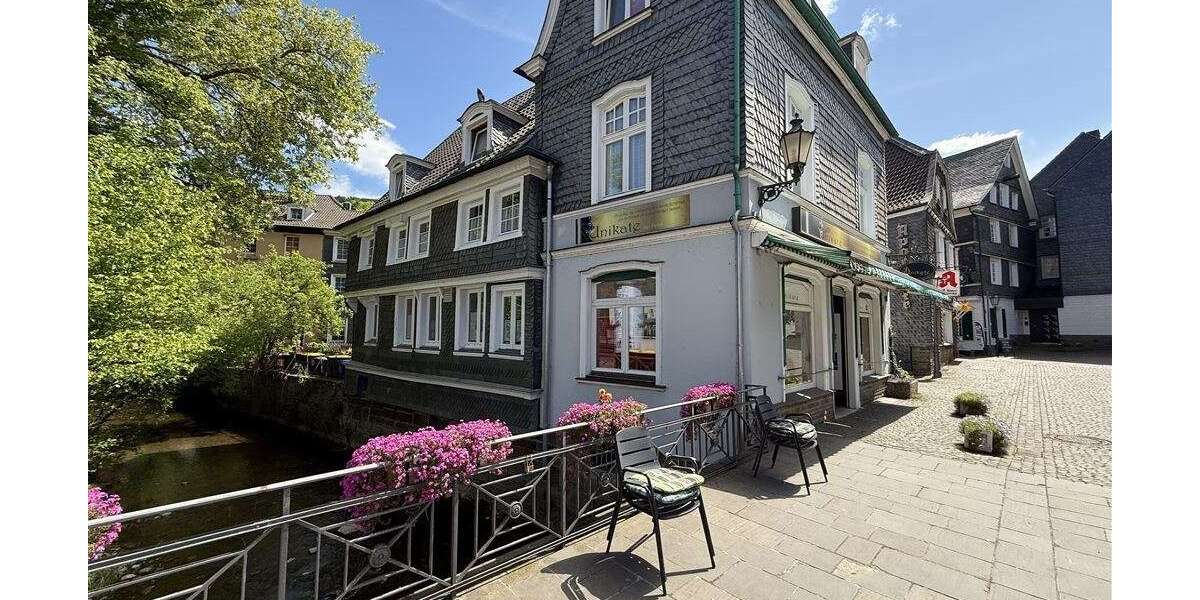 Einfamilienhaus Velbert Langenberg - 10 Zimmer, 147 m&sup2;, 299.000&euro; | Angebot:25201314