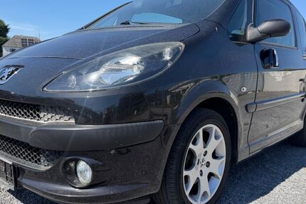 Peugeot 1007 69.990 km 3.990 &euro; Dinslaken 46537