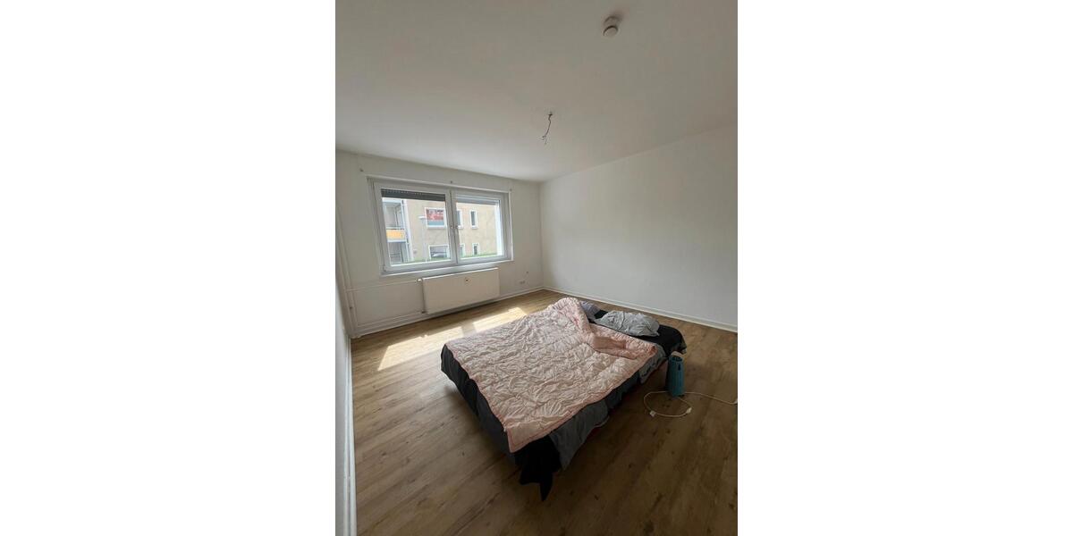Hochparterre Essen Stadtbezirk II - 2 Zimmer, 55 m&sup2;, 600&euro; | Angebot:26669641