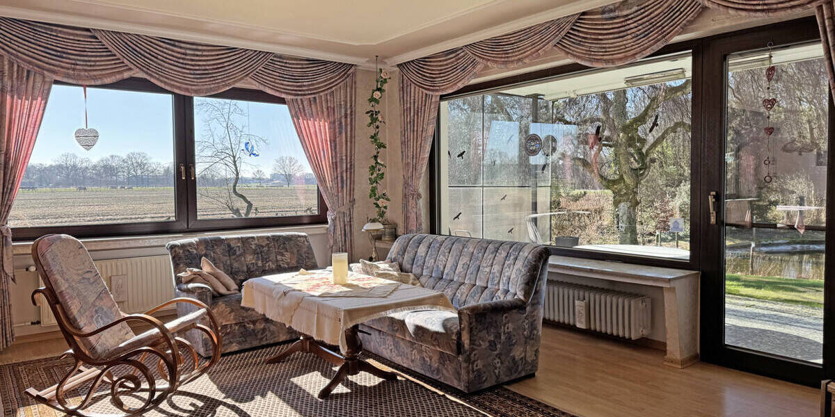 Mehrfamilienhaus, Wohnhaus Wesel Lackhausen - 7 Zimmer, 212 m&sup2;, 530.000&euro; | Angebot:25970382