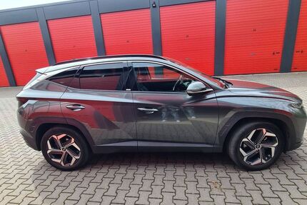 Hyundai TUCSON 40.000 km 27.900 &euro; Dorsten 46282