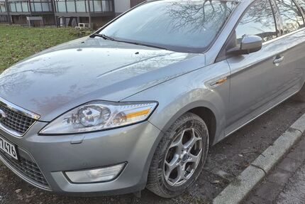 Ford Mondeo 177.800 km 3.850 &euro; Oberhausen 46119