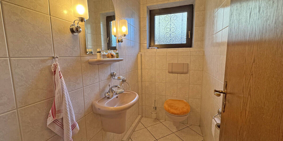 Mehrfamilienhaus, Wohnhaus Wesel Lackhausen - 7 Zimmer, 212 m&sup2;, 530.000&euro; | Angebot:25970382