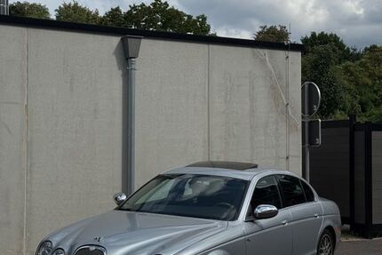 Jaguar S-Type 210.000 km 2.500 &euro; Duisburg 47199
