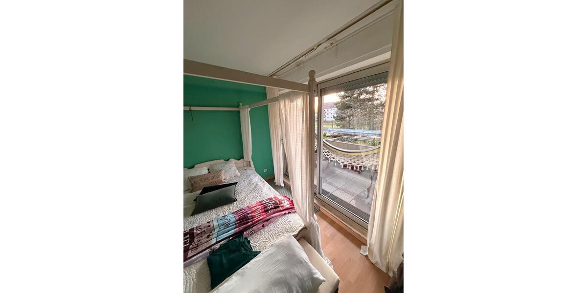 Erdgeschoßwohnung Essen Huttrop - 3 Zimmer, 68 m&sup2;, 159.000&euro; | Angebot:25757602